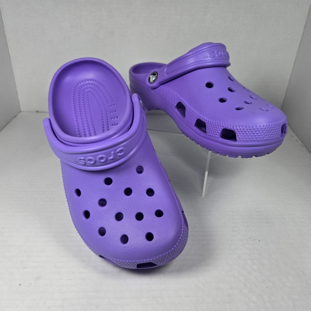 Crocs Kids Purple Classic Clog Slip-ons - Size J5 Big Girl 5